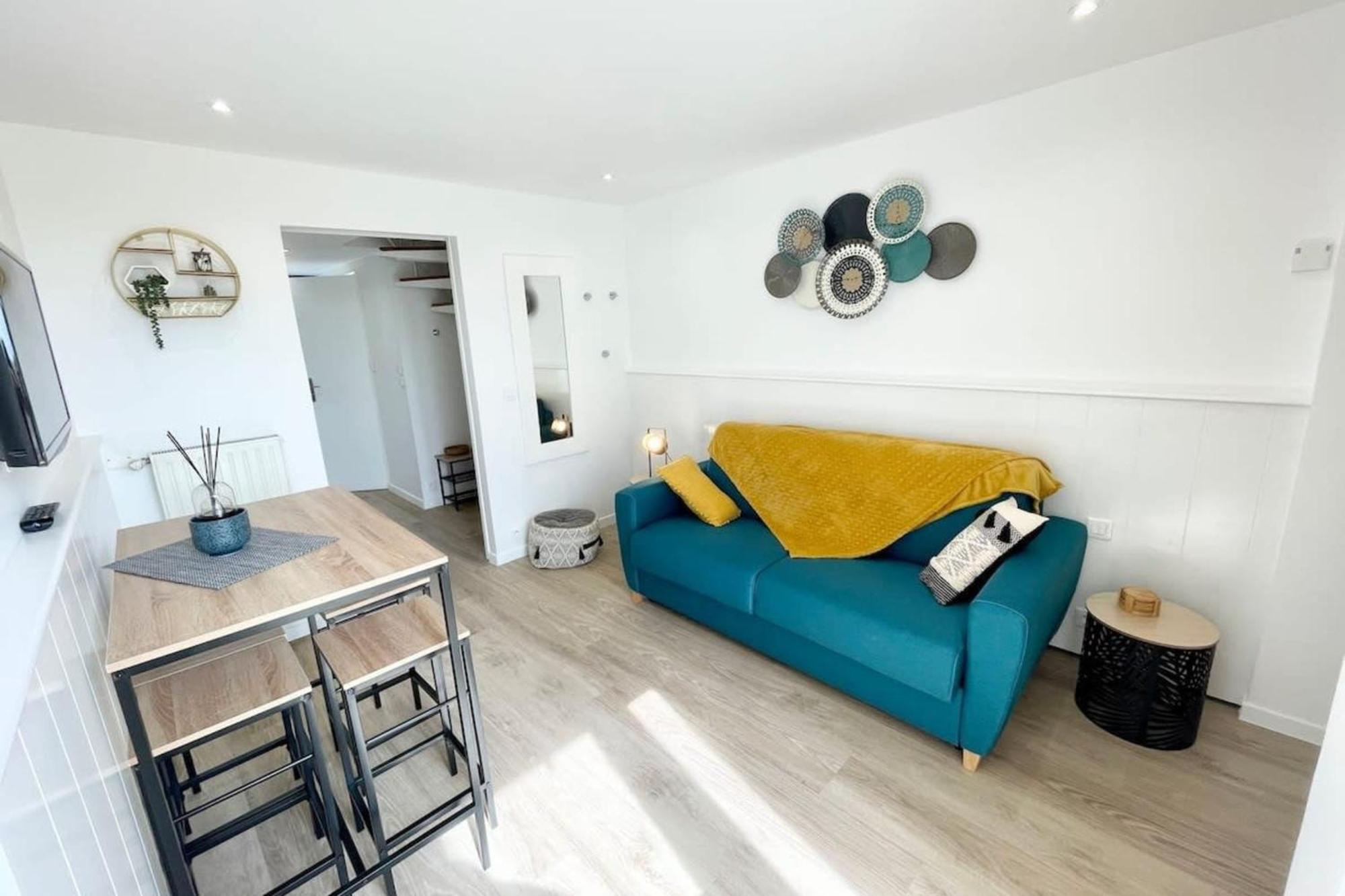 Maisonnette De Charme Refaite A Neuf Vue Holiday home